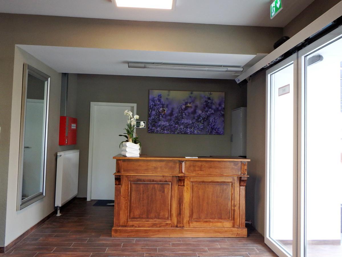 Garni Hotel Lavendelhof Nauen Eksteriør billede